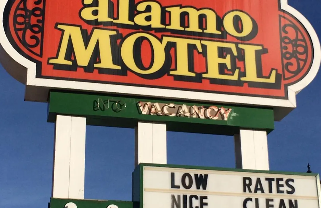 Alamo Motel-1