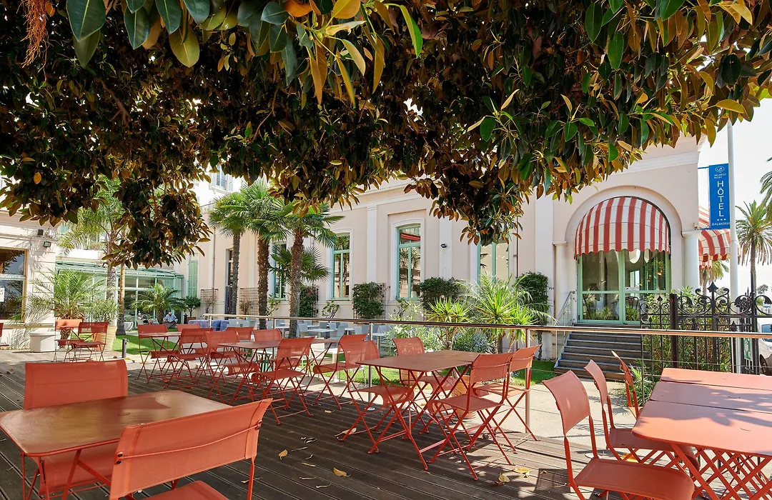 Hotel Vacances Bleues Balmoral-1