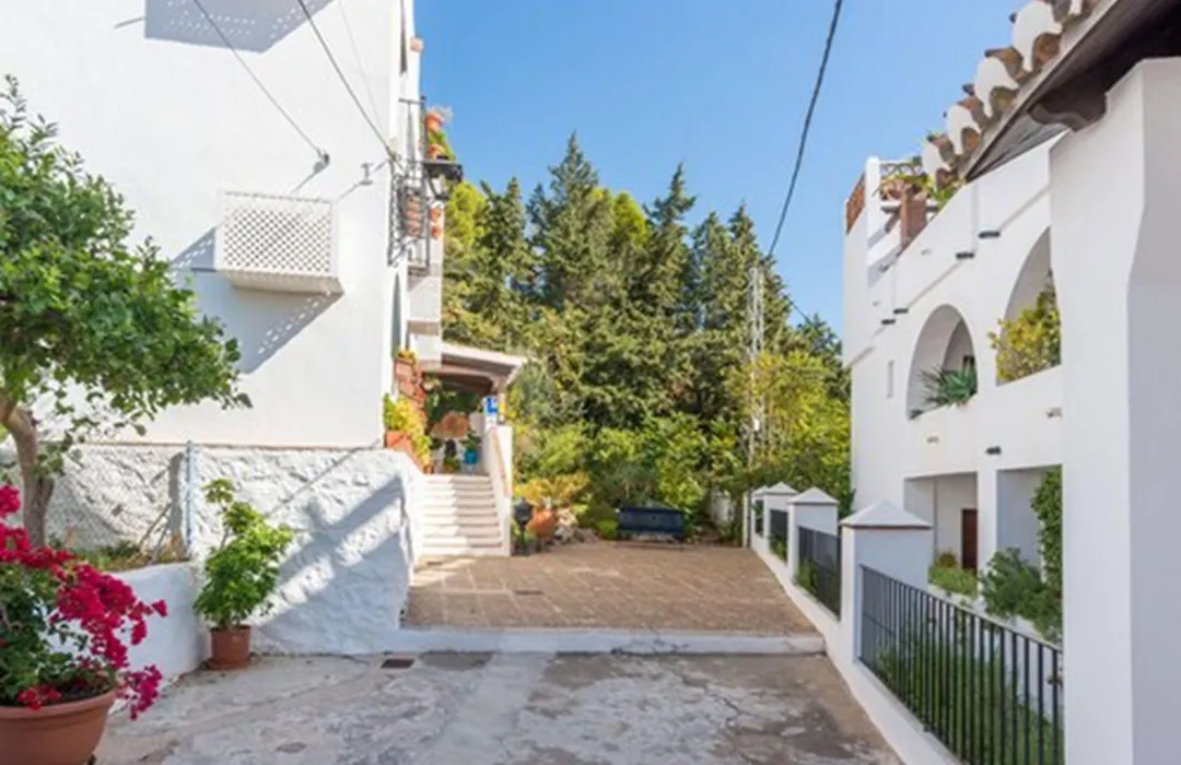 Hostal El Escudo de Mijas-1