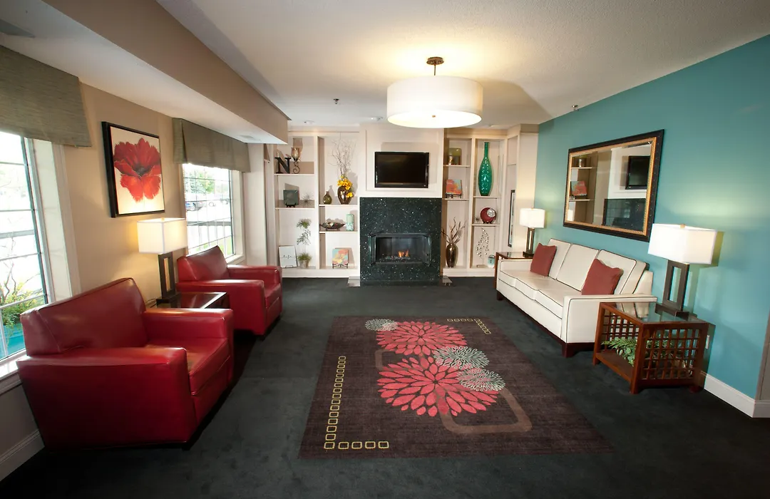 Northfield Inn Suites And Conference Center-1