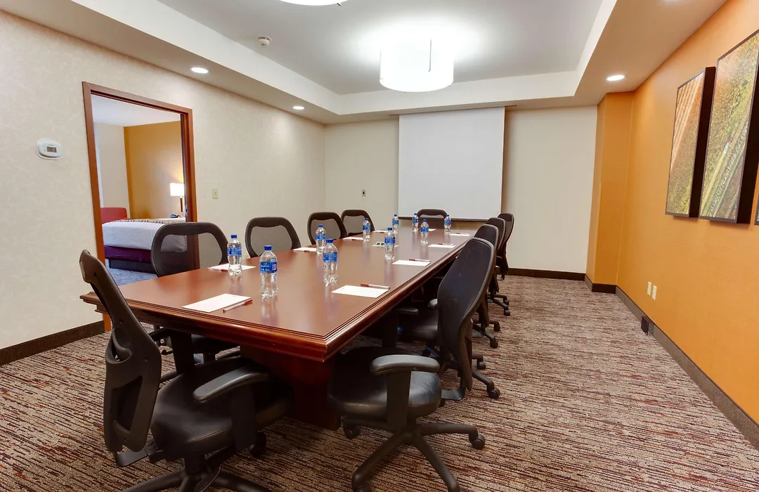 Drury Inn & Suites West Des Moines-1