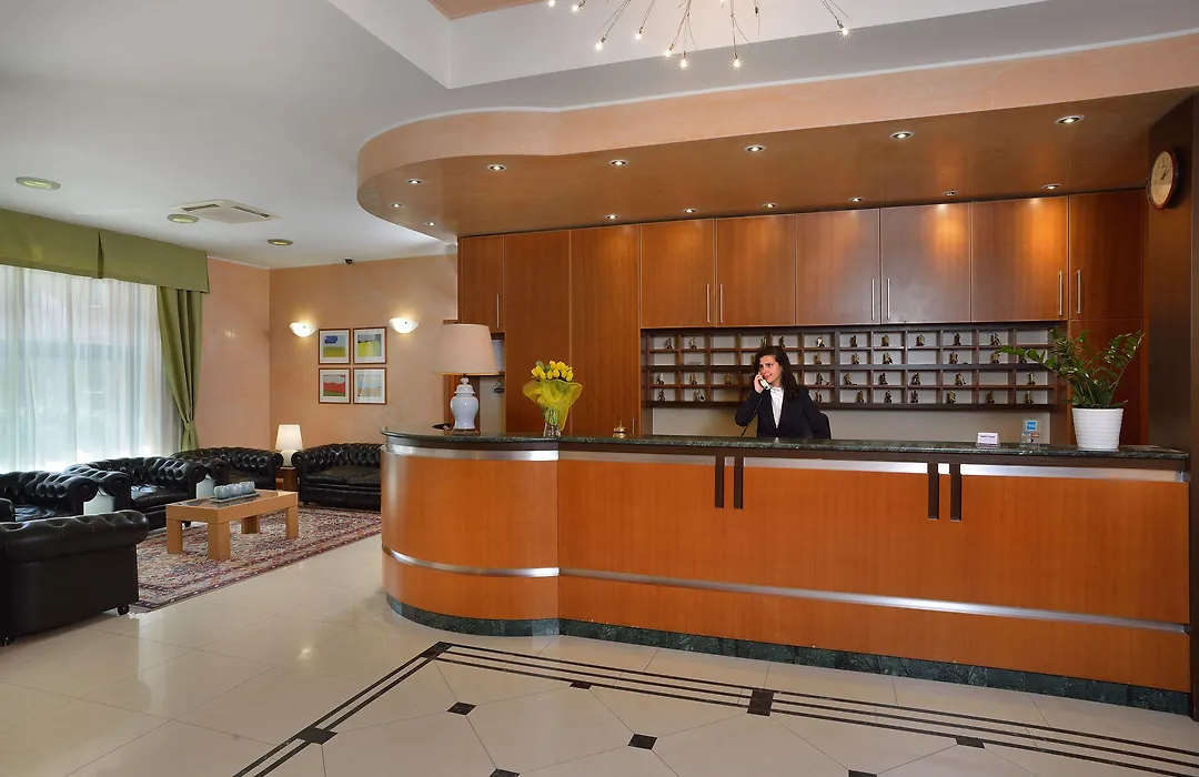 Astor Hotel-1