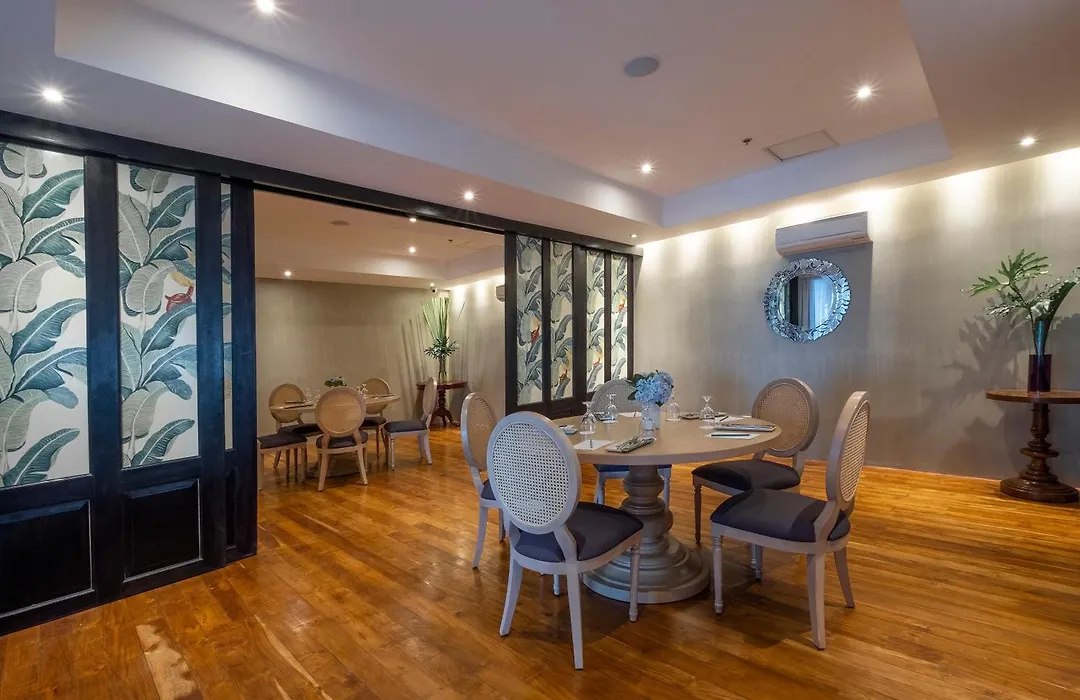 Maayo Hotel-1