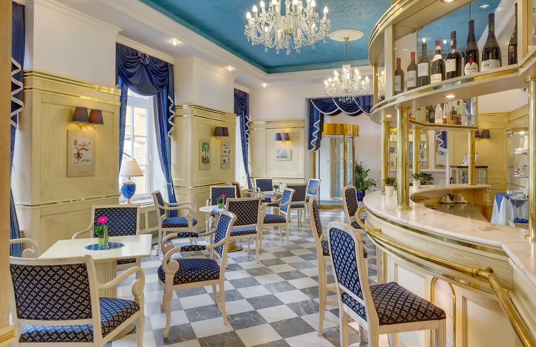 Ensana Hotel Pacifik-1