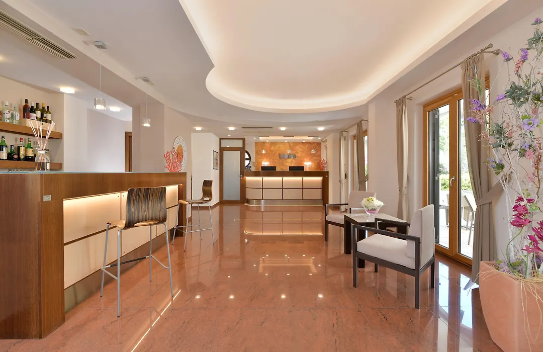 Hotel Mareluna-1