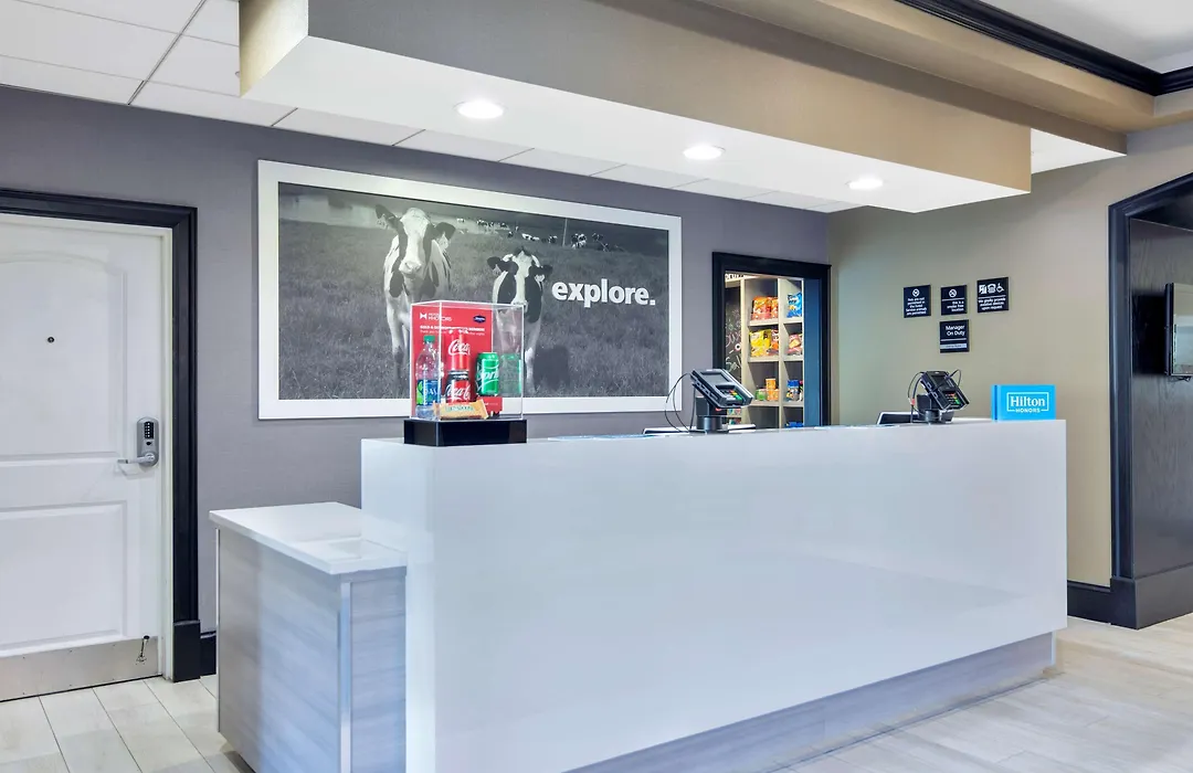 Hampton Inn & Suites Fort Worth-Fossil Creek-1