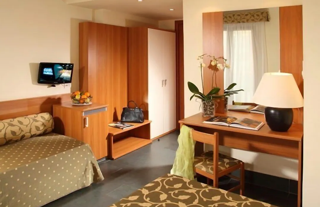 CiampinoHotel-1