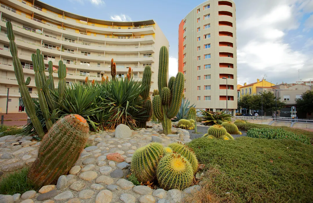 Appart-Hotel Mer & Golf City Perpignan Centre-1