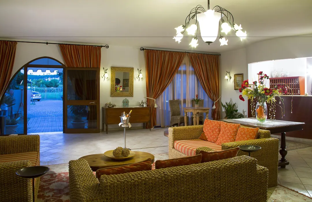 Garden Hotel Ripa-1