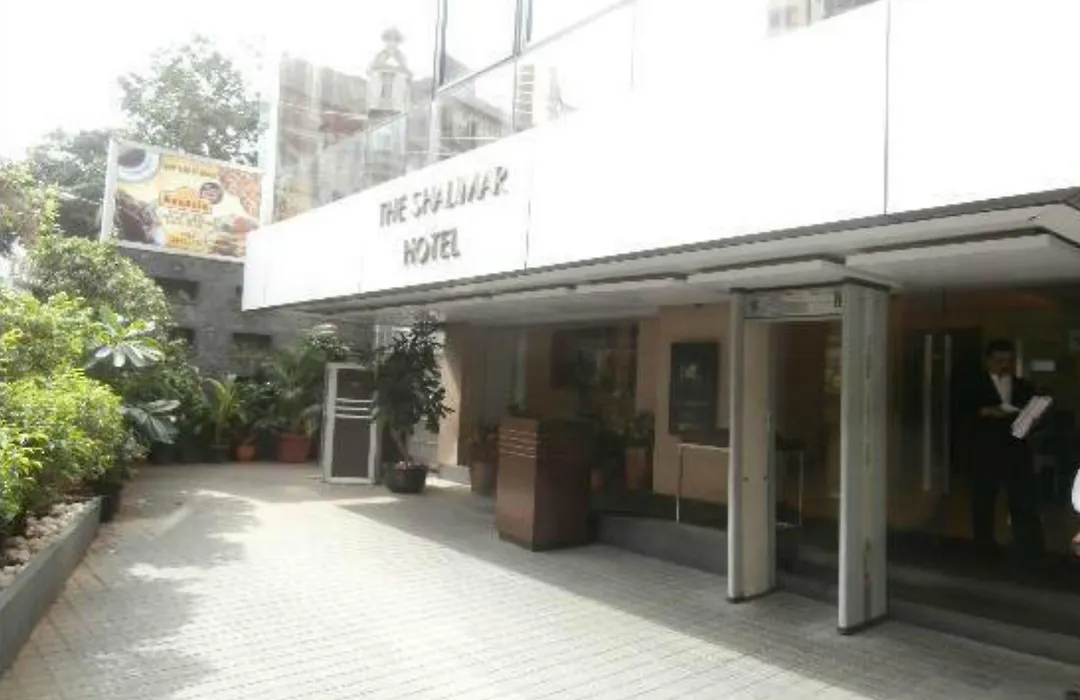 The Shalimar Hotel, Kemps Corner-1