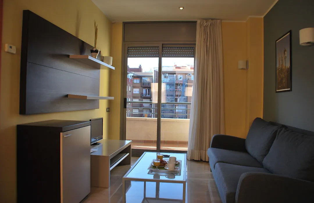 Apartaments Independencia-1