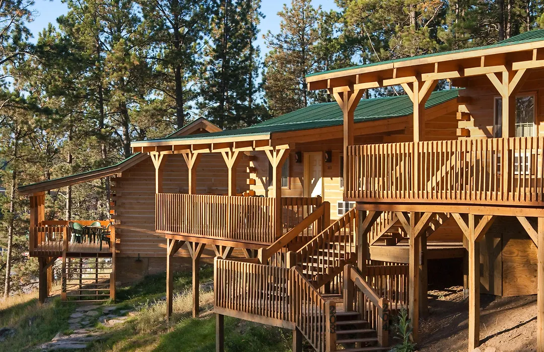 Rock Crest Lodge & Cabins-1