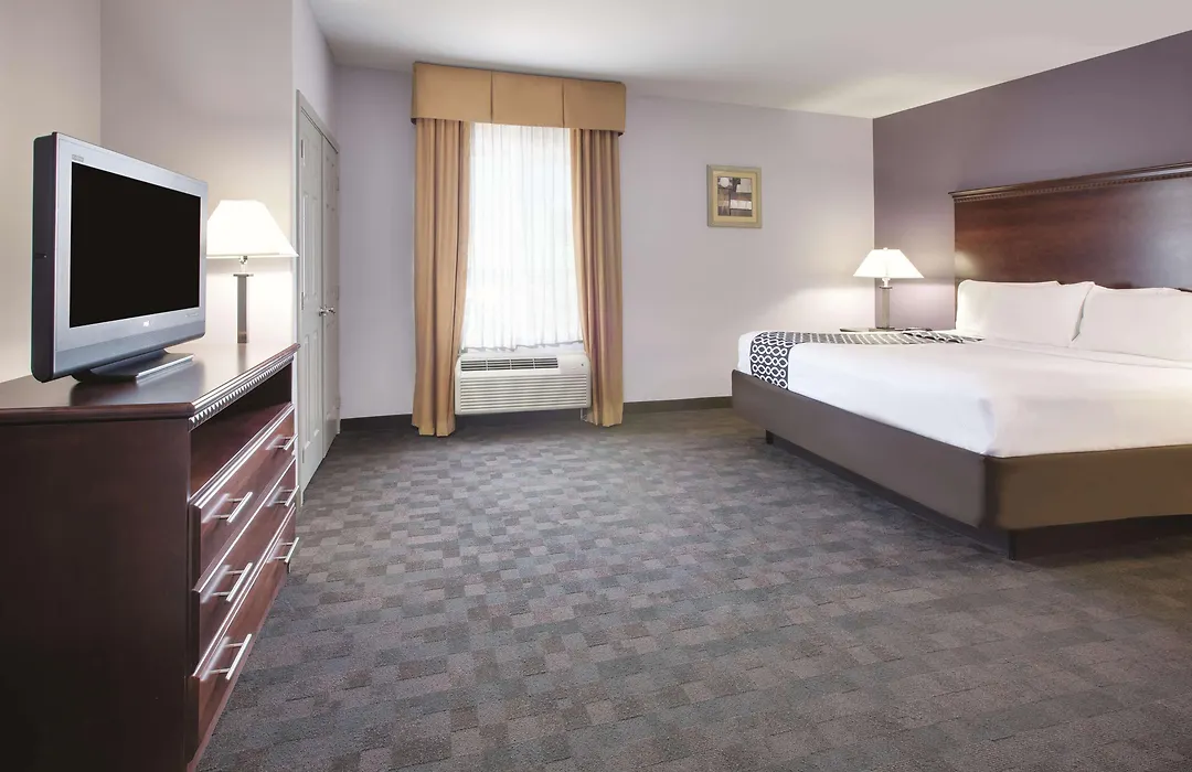 La Quinta By Wyndham Corsicana-1