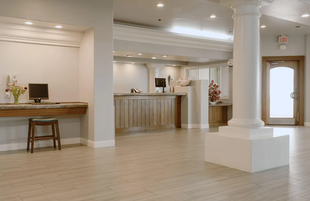 Tamarack Beach Hotel-1