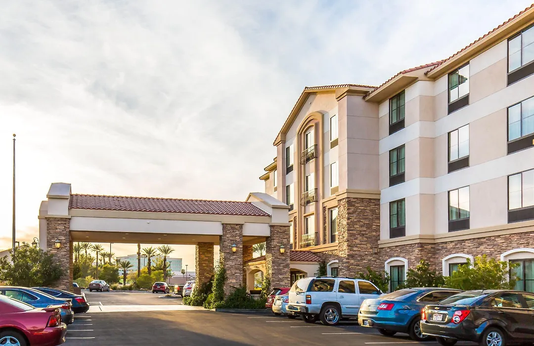 Comfort Inn & Suites Henderson - Las Vegas-1