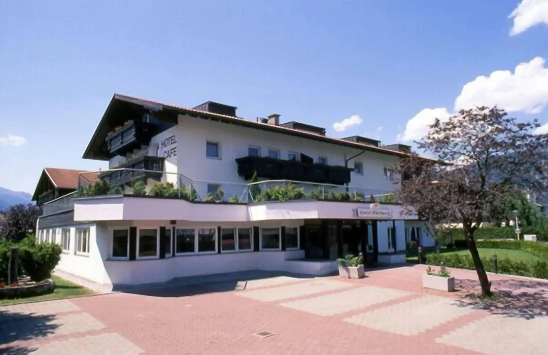 Hotel Edelweiss-1
