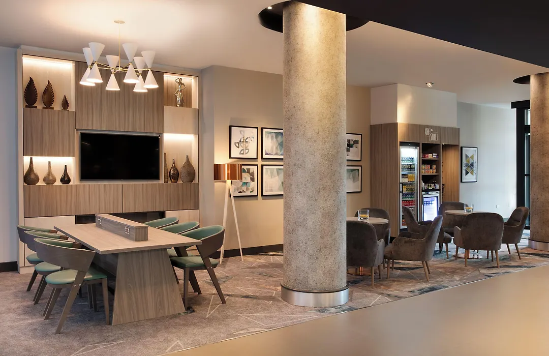 Leonardo Hotel London Watford-1