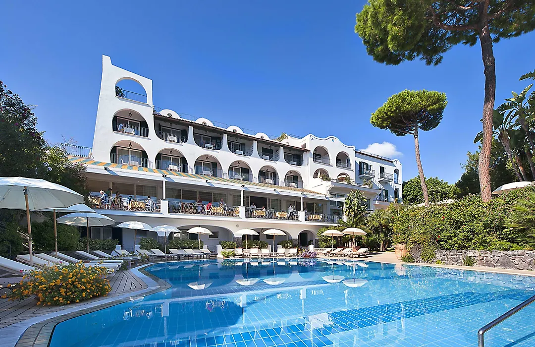 Excelsior Belvedere Hotel&Spa-1