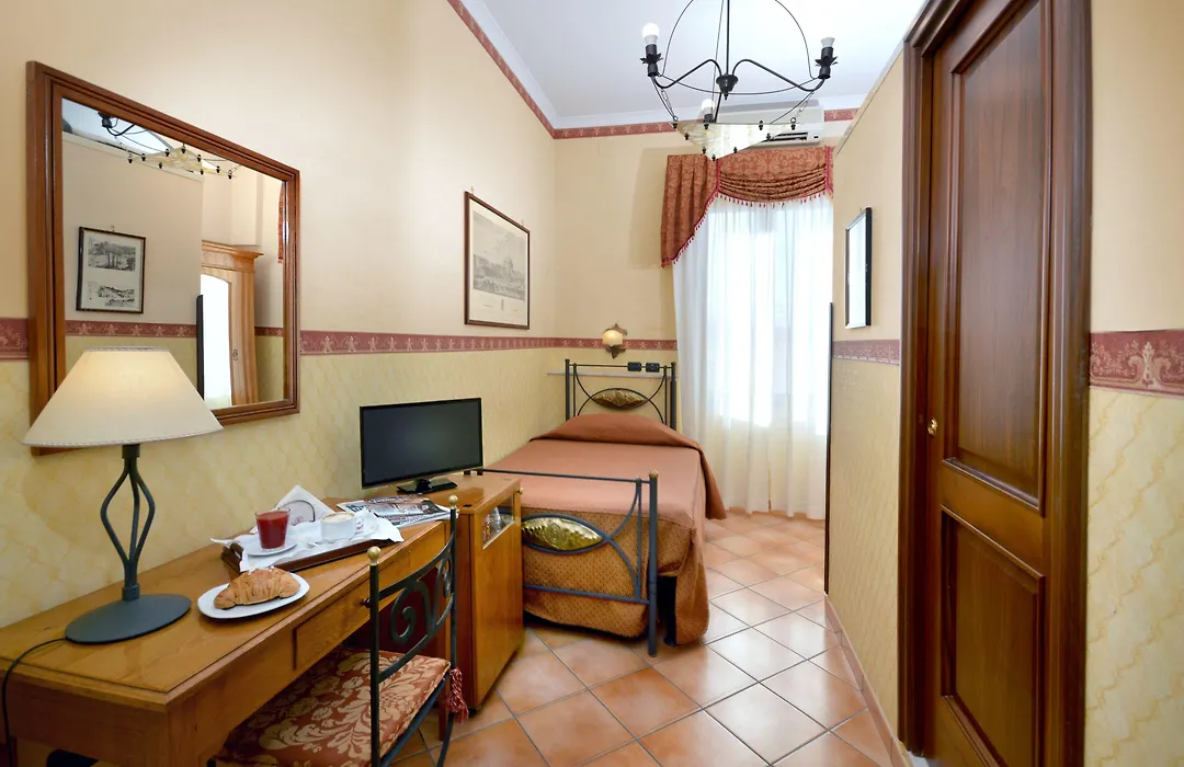 Pinto-Storey Hotel-1