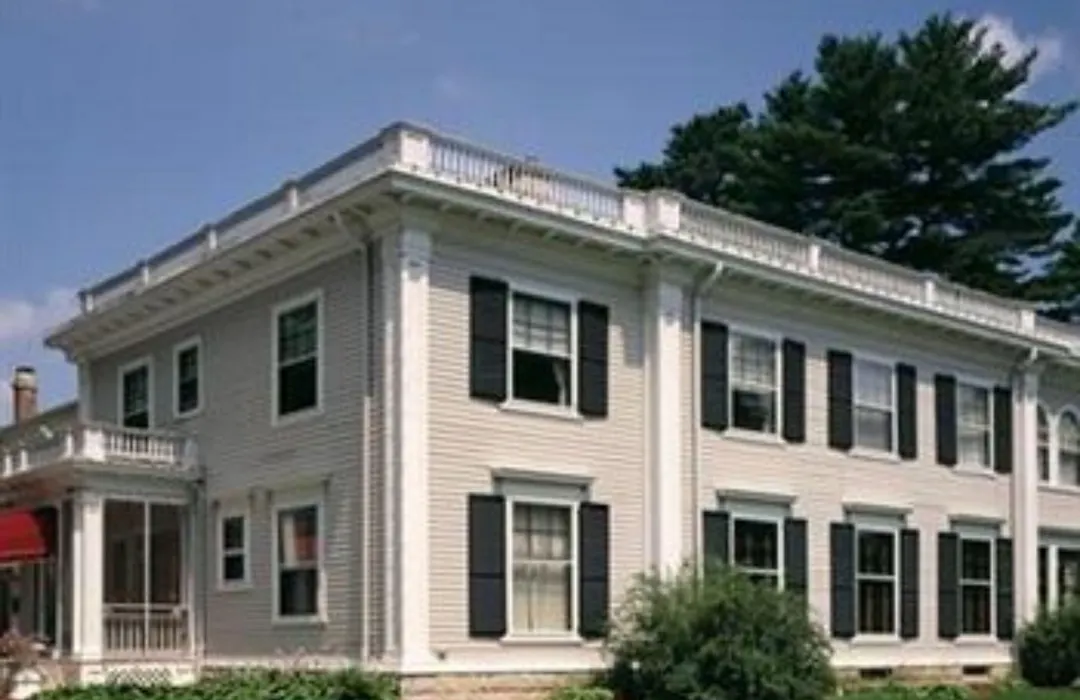 Gateways Inn-1