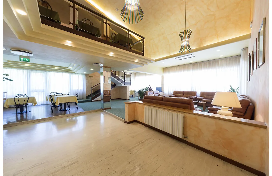 Hotel Pennile-1
