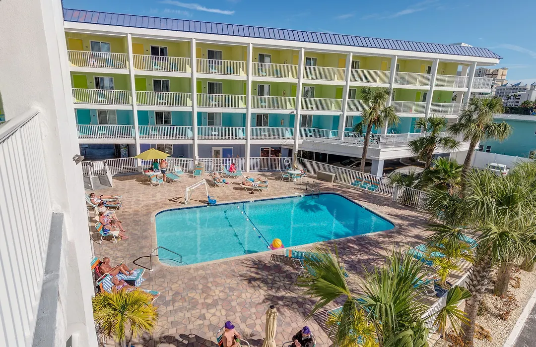 Pelican Pointe Clearwater Beach Hotel-1