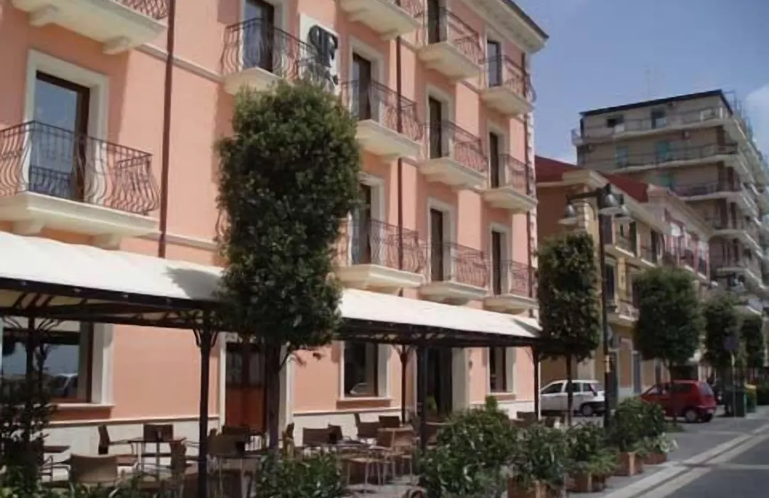 Palazzo Foti Hotel-1