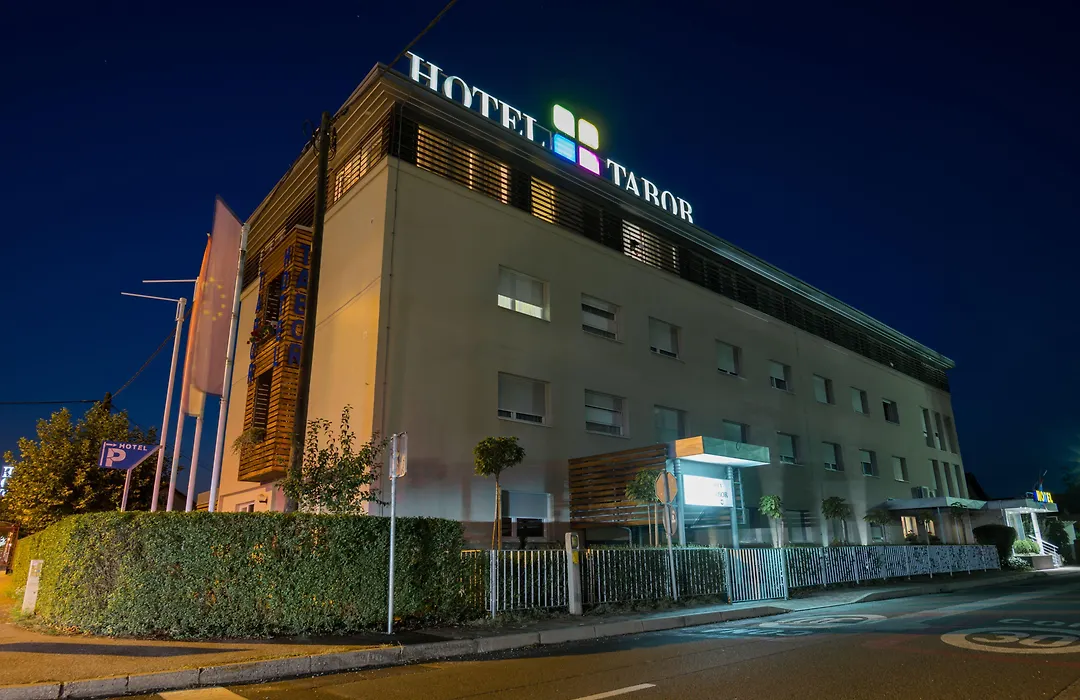 Hotel Tabor Maribor-1