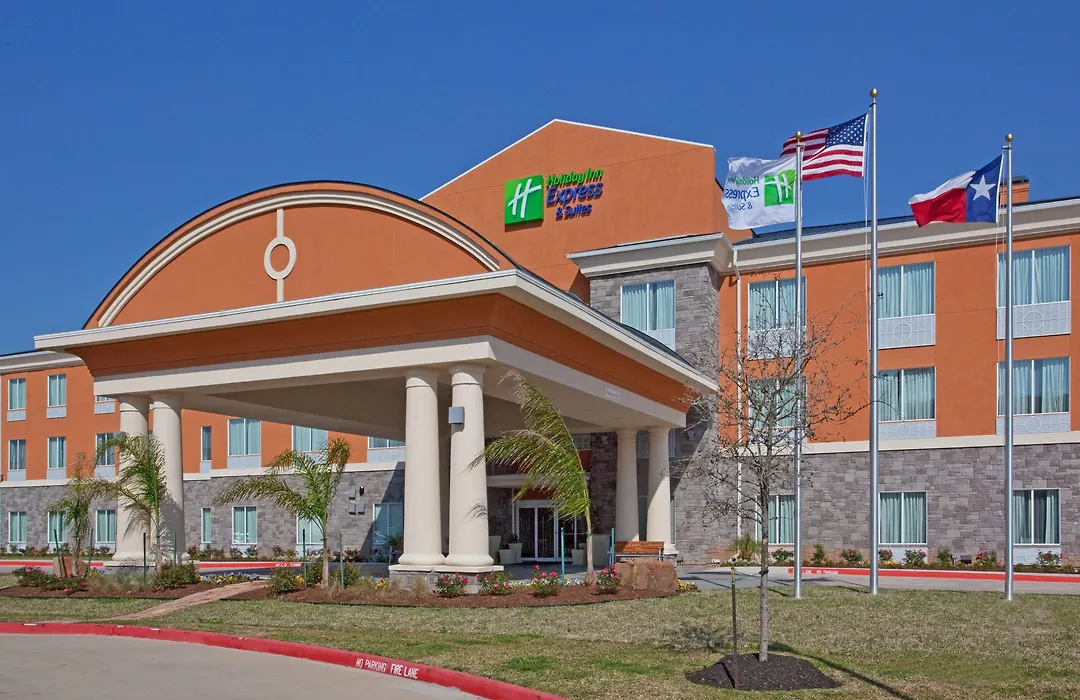 Holiday Inn Express Hotel & Suites Clute-Lake Jackson By Ihg-1