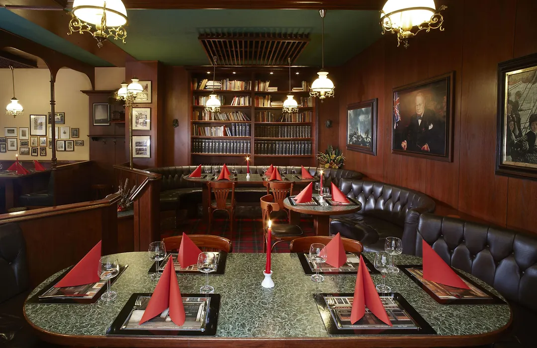 Hotel Excelsior-1