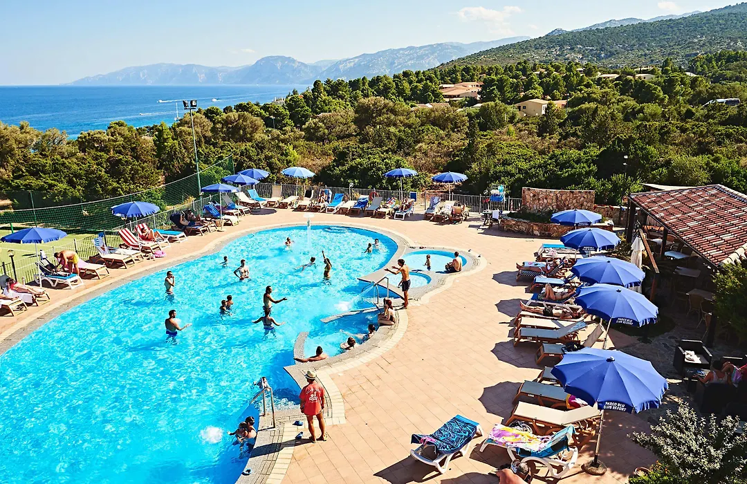Club Parco Blu-1