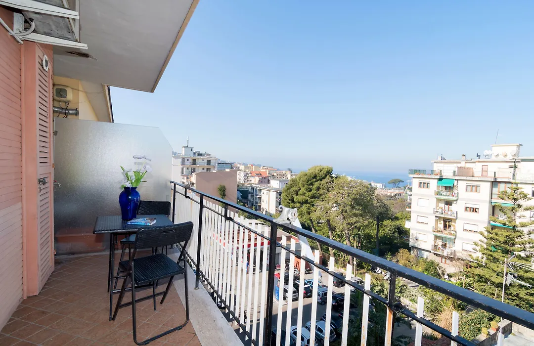 Guest House Emily Suites Sorrento-1