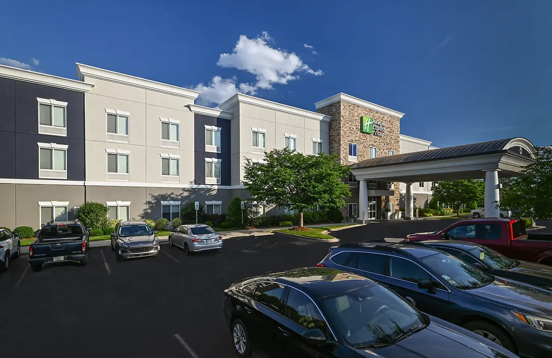 Holiday Inn Express Charlotte Southeast - Matthews By Ihg-1