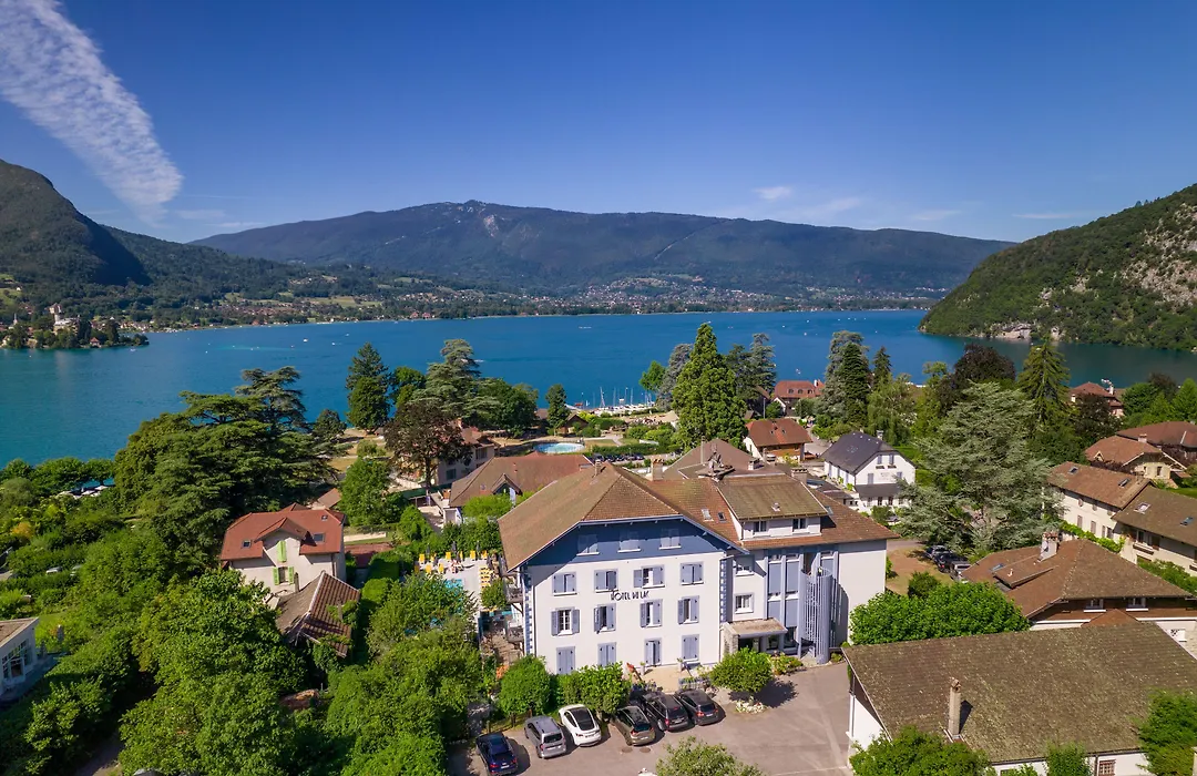 Hotel du Lac-1