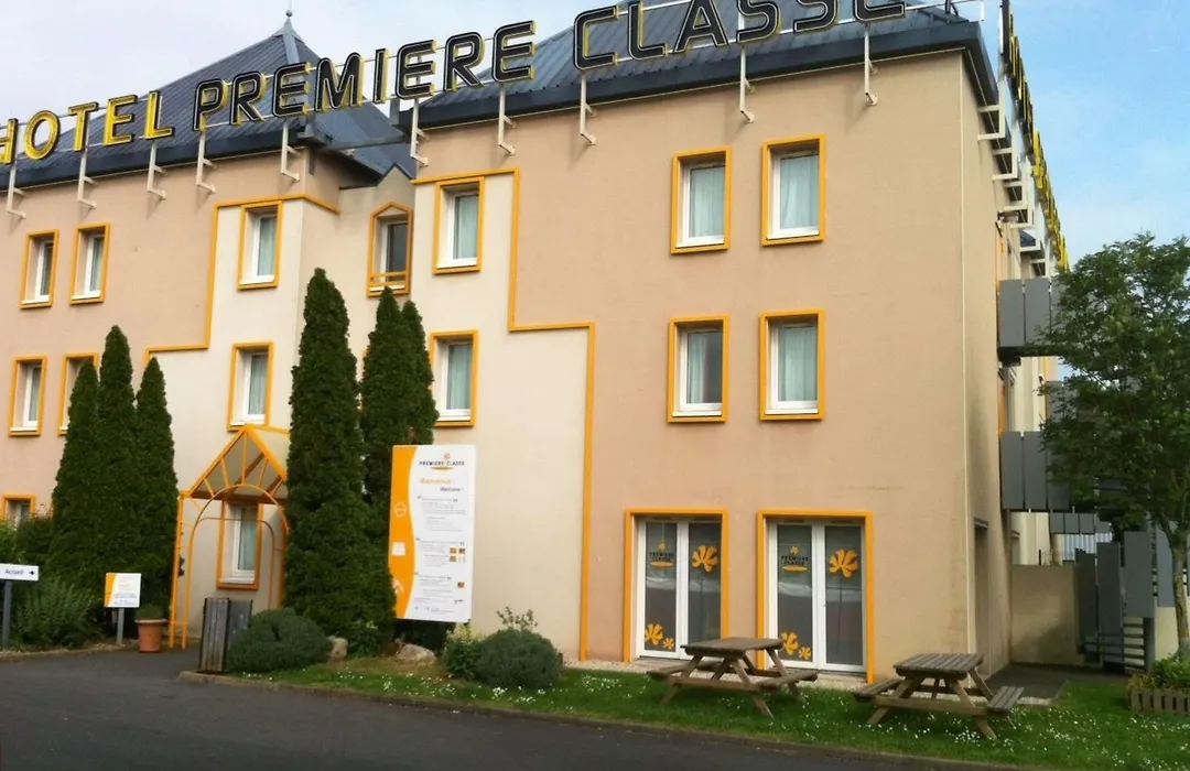 Premiere Classe Niort Est - Chauray-1
