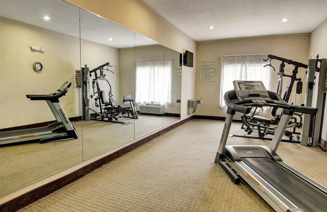 Comfort Inn & Suites Alvarado-1