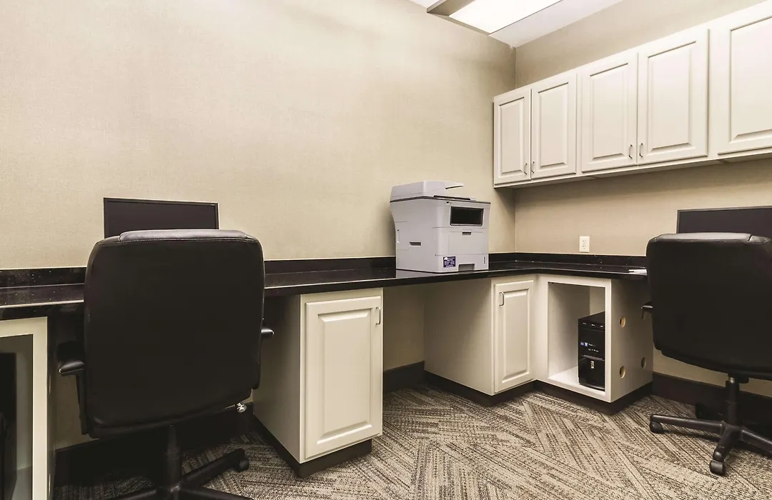 La Quinta By Wyndham Fargo-Medical Center-1