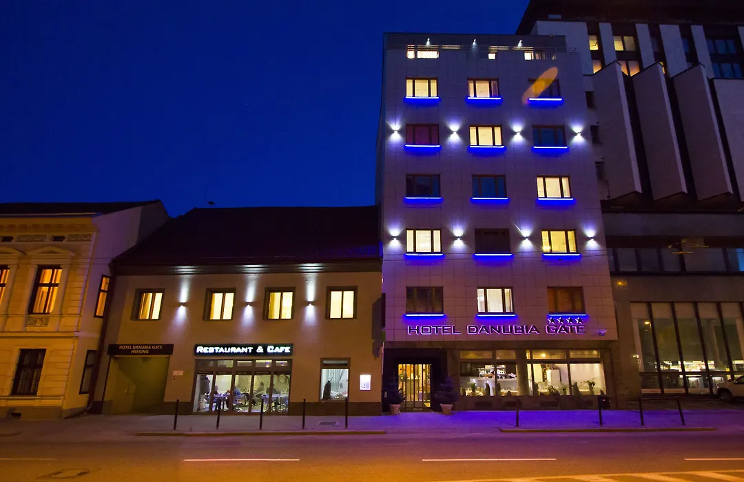 Danubia Gate Hotel-1