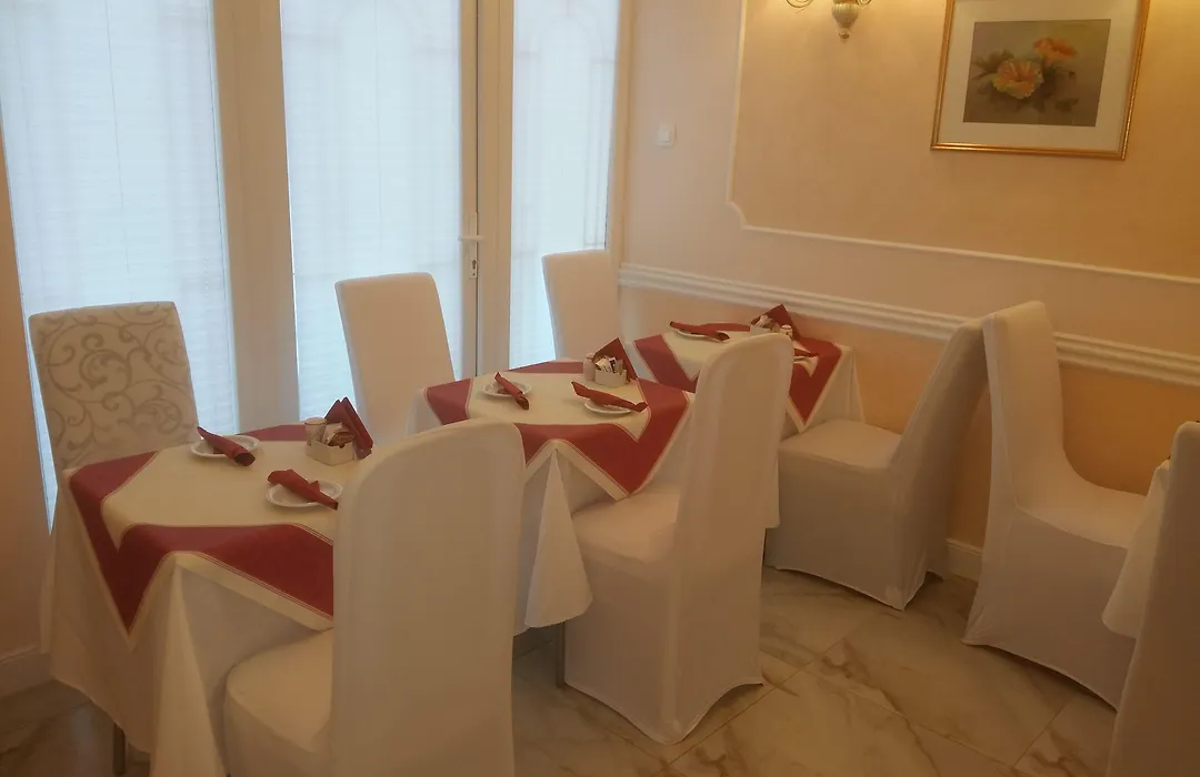 Villa Triana-Adults Only-1