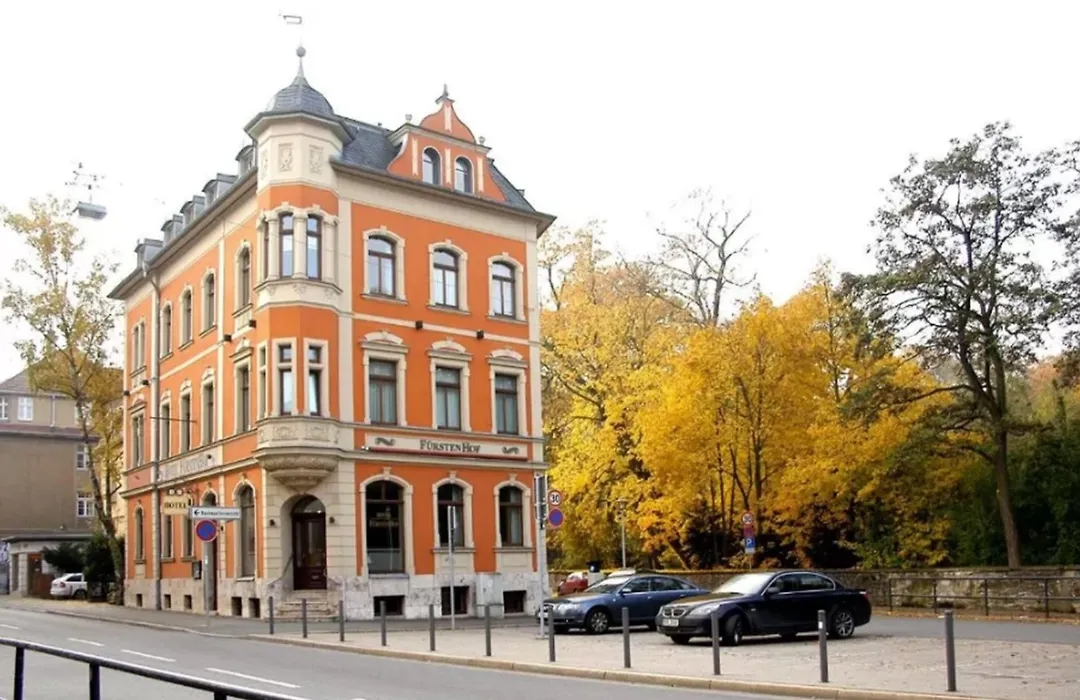 Hotel&Apartments Fürstenhof am Bauhaus-1