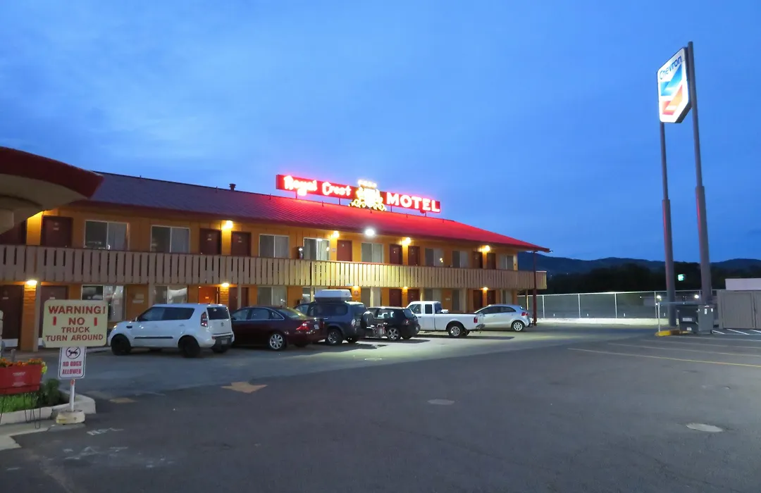 Royal Crest Motel-1