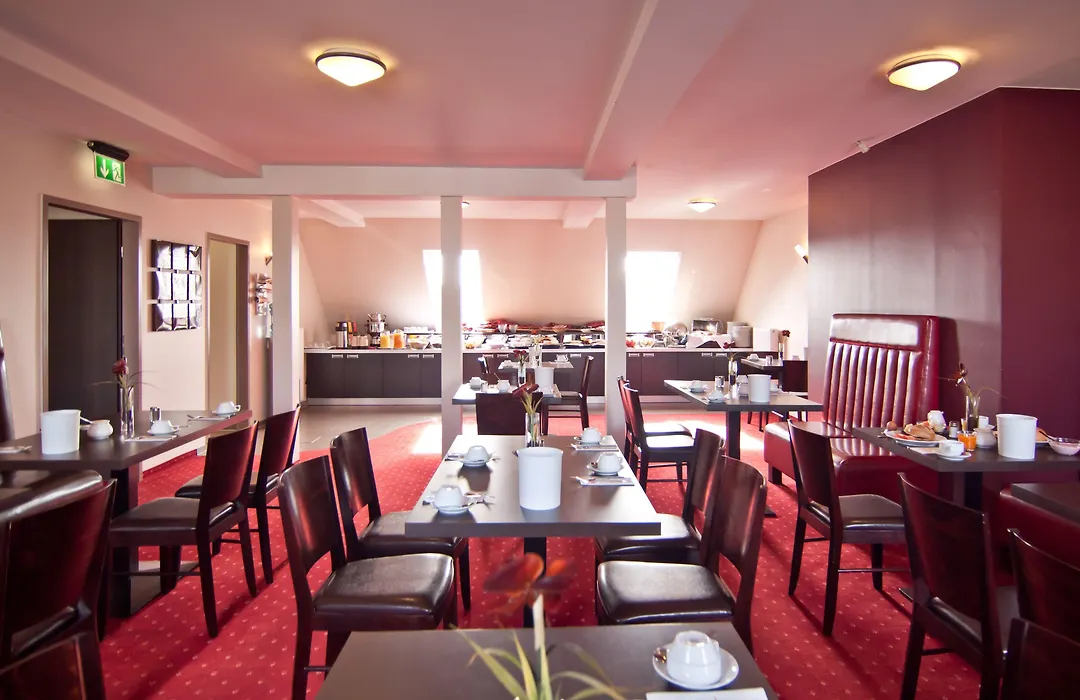 Hotel Savoy-1