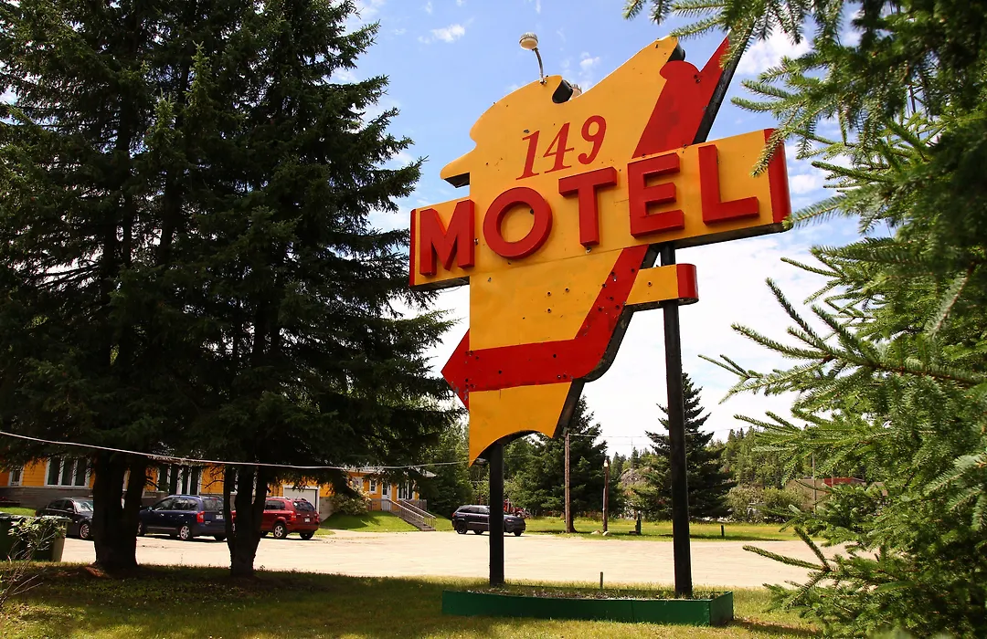 Motel 149-1