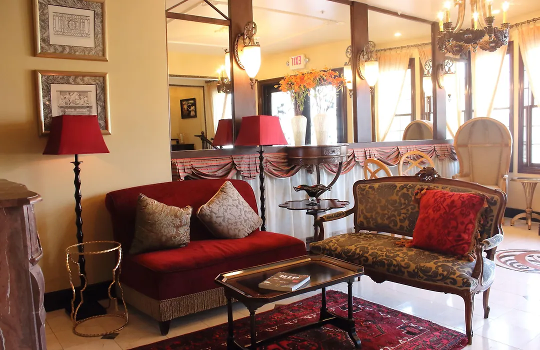 Hotel 1110 (Adults Only)-1