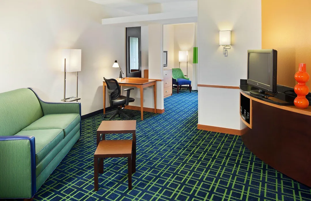 Fairfield Inn & Suites Lewisburg-1