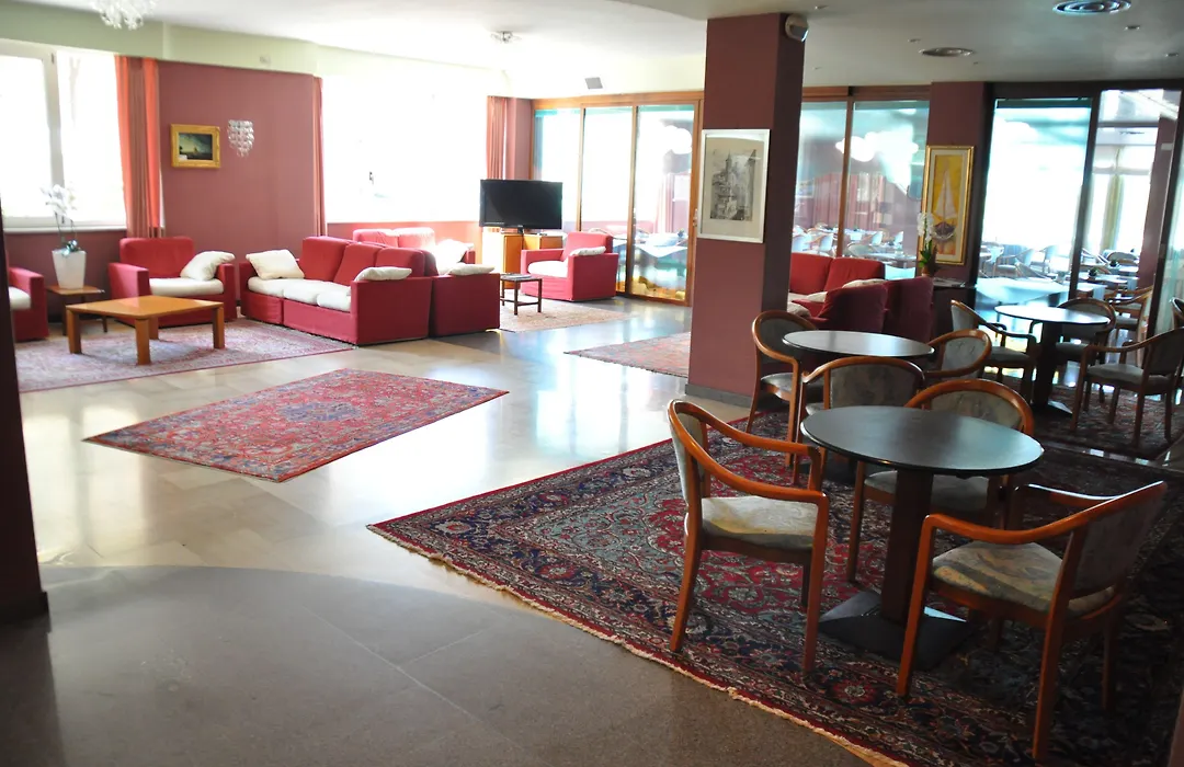 Hotel Maja-1
