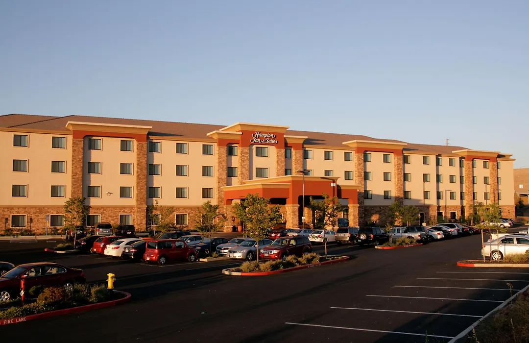 Hampton Inn & Suites Folsom-1