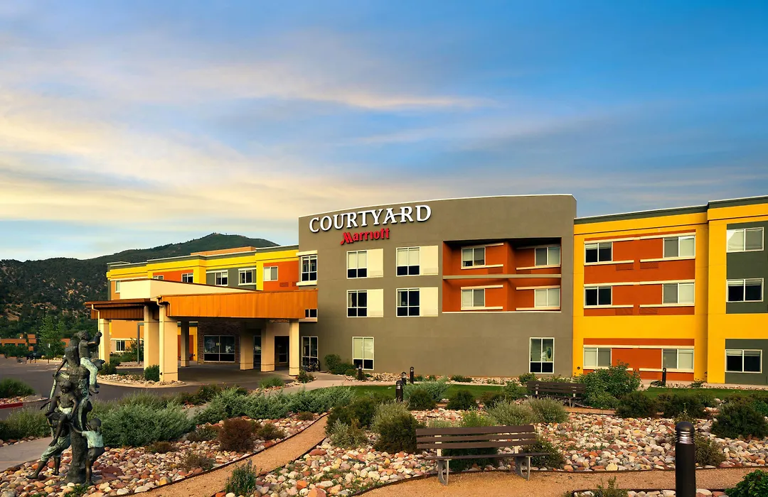 Courtyard By Marriott Glenwood Springs-1