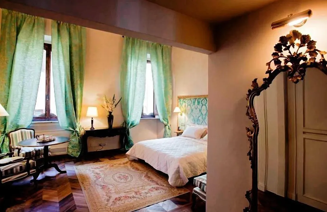 Palazzo Carletti-1
