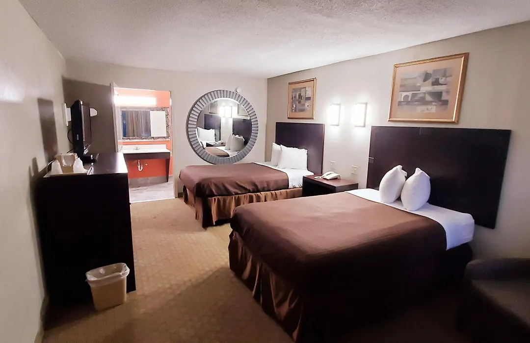 Executive Inn-1